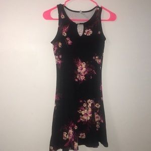 Pretty floral Body con